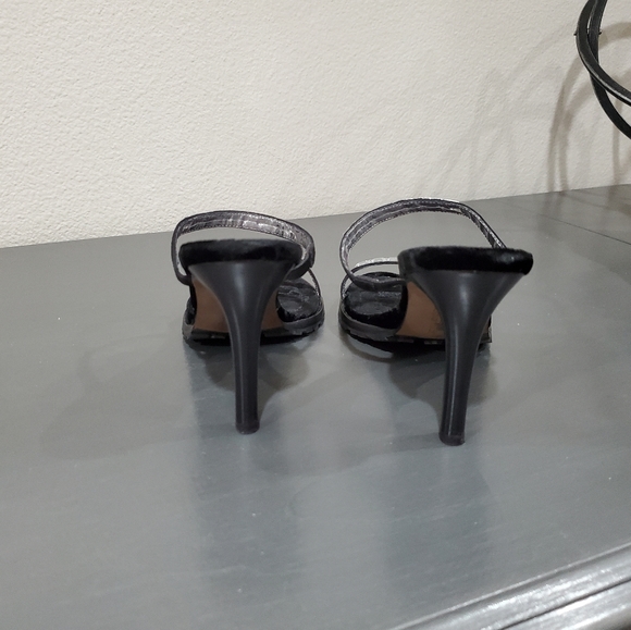 Donald J Pliner Callie Black suede Size 6.5 Mule style heels - Picture 9 of 16